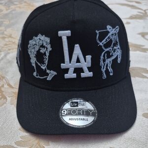 Los Angeles Dodgers New Era Black 9FORTY Cap